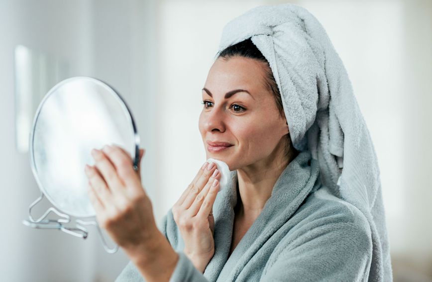 Thayersov tonik za čišćenje lica popularan je među beauty blogericama
