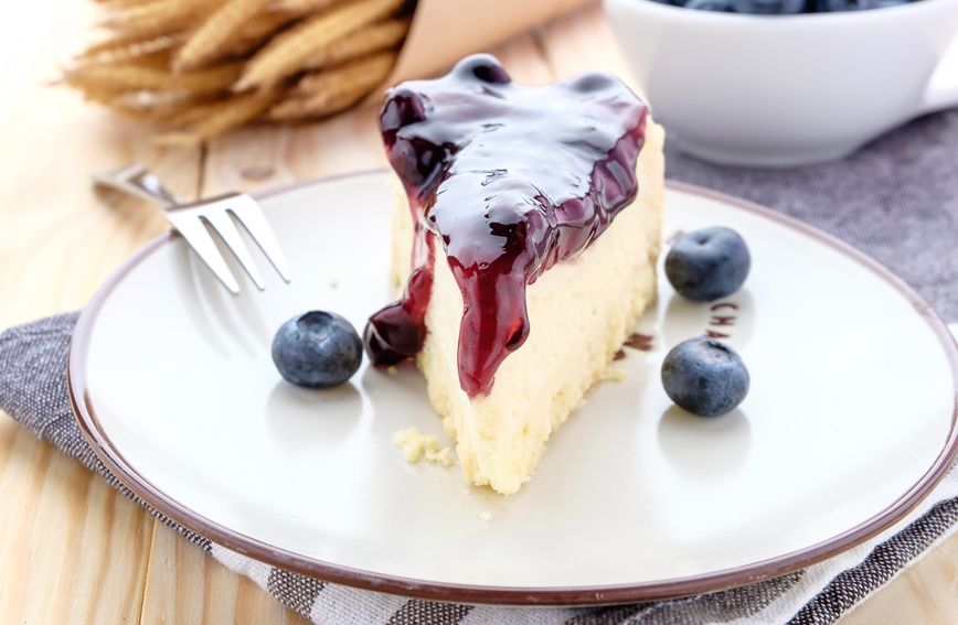 Proteinski cheesecake s borovnicama