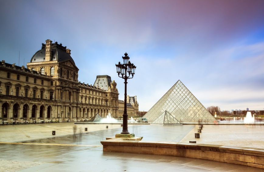 U muzeju \'Louvre\' nalazi se oko 38.000 umjetničkih djela