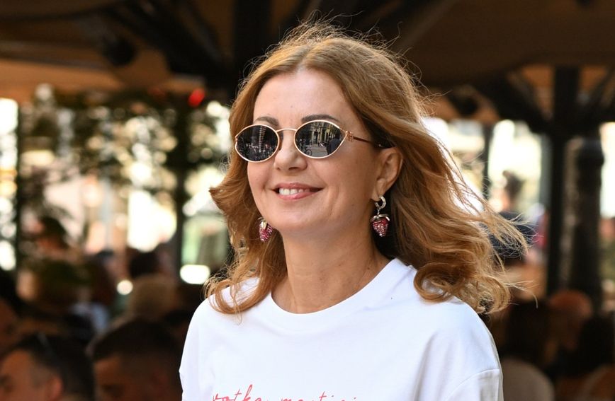 Dama iz Zagreba u majici sa simpatičnim natpisom