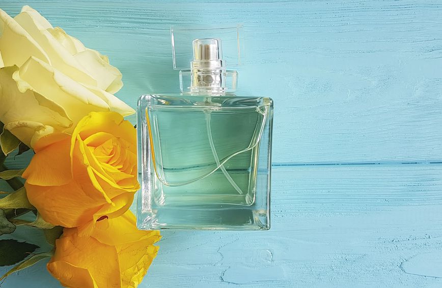 U manjim bočicama parfem ostaje duže svjež