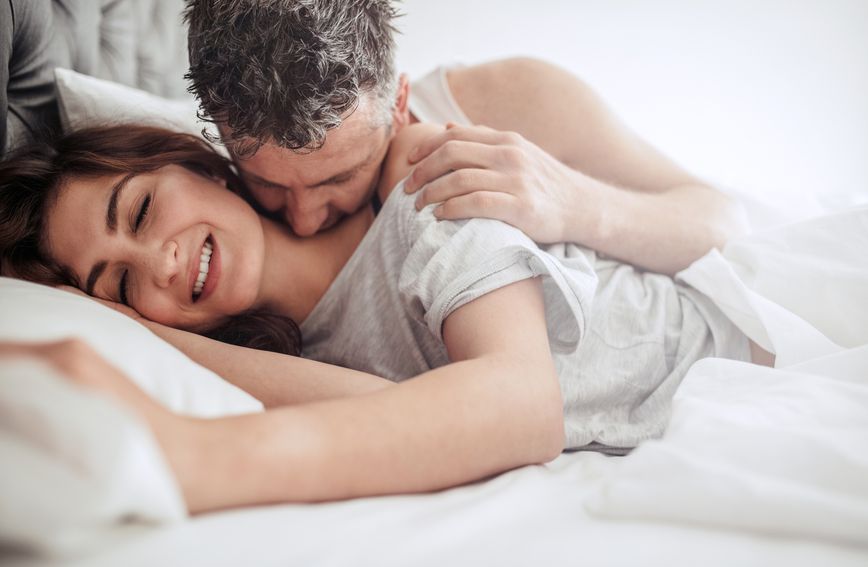 Vođenje ljubavi uključuje više emocija od klasičnog seksa i dodire po cijelome tijelu