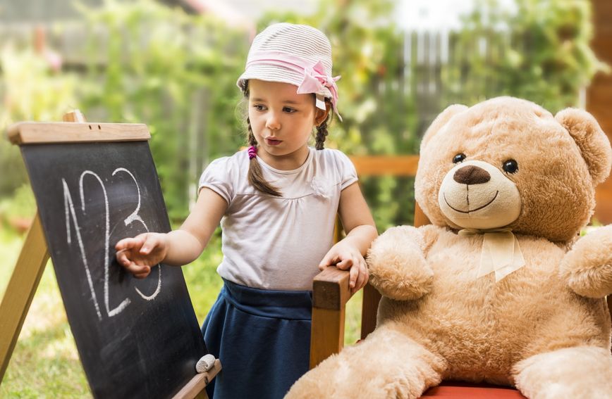 Kada djeca nemaju stalnu dostupnost baka i djedova, potiče se njihova odgovornost