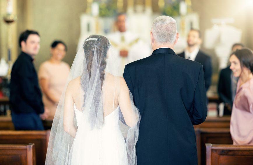 Mladenci pažljivo biraju pjesmu uz koju će hodati do oltara