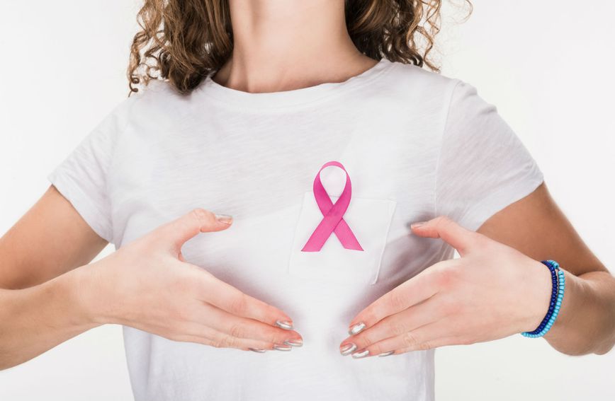 Nova studija: Žene koje se ranije bude imaju manji rizik od raka dojke