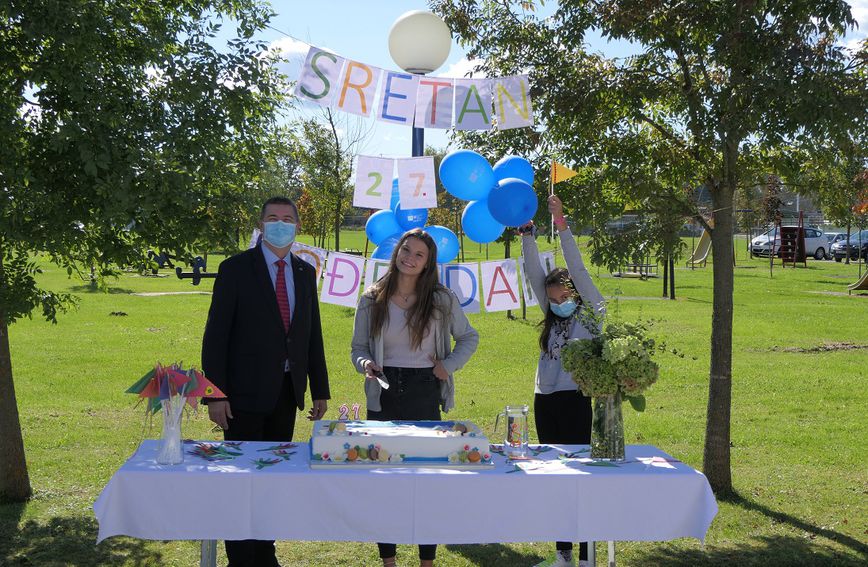 Dr. Oetker torta i kolači zasladili 27. rođendan SOS Dječjeg sela Lekenik