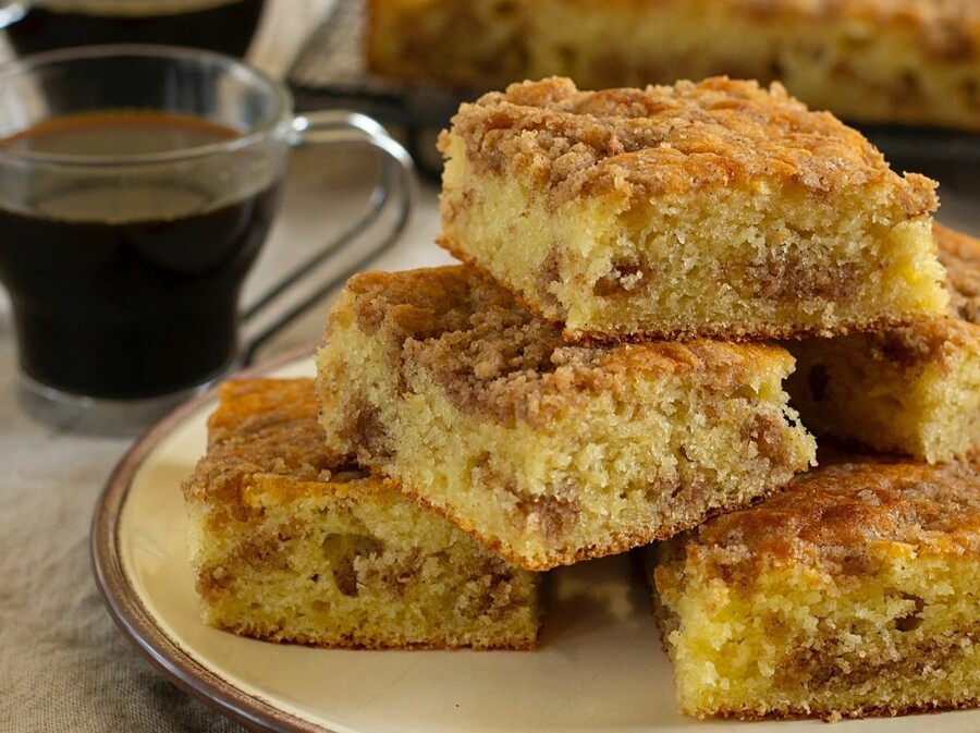 Jednostavan kolač s cimetom