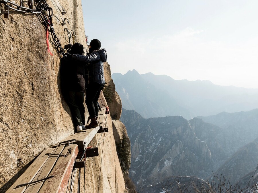 Plank Walk in the Clouds, Huashan, Kina - 5