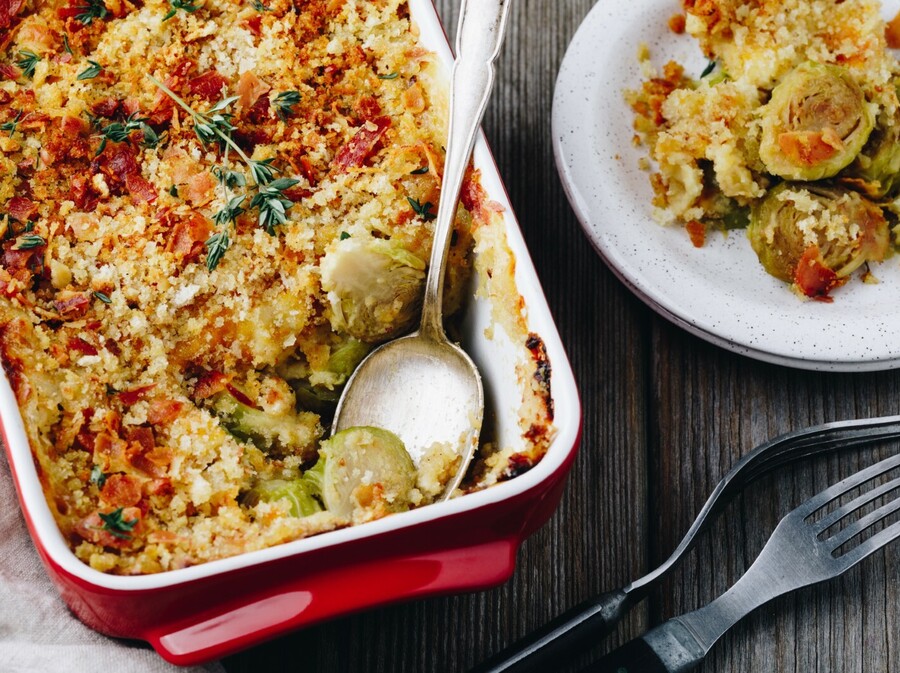 Zapečene prokulice ukusan su zimski prilog - na vrh možete dodati i nešto krušnih mrvica