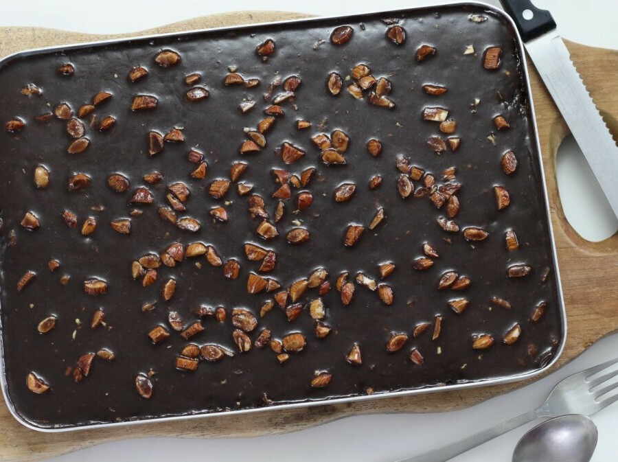 Čokoladni kolač s pekan orasima