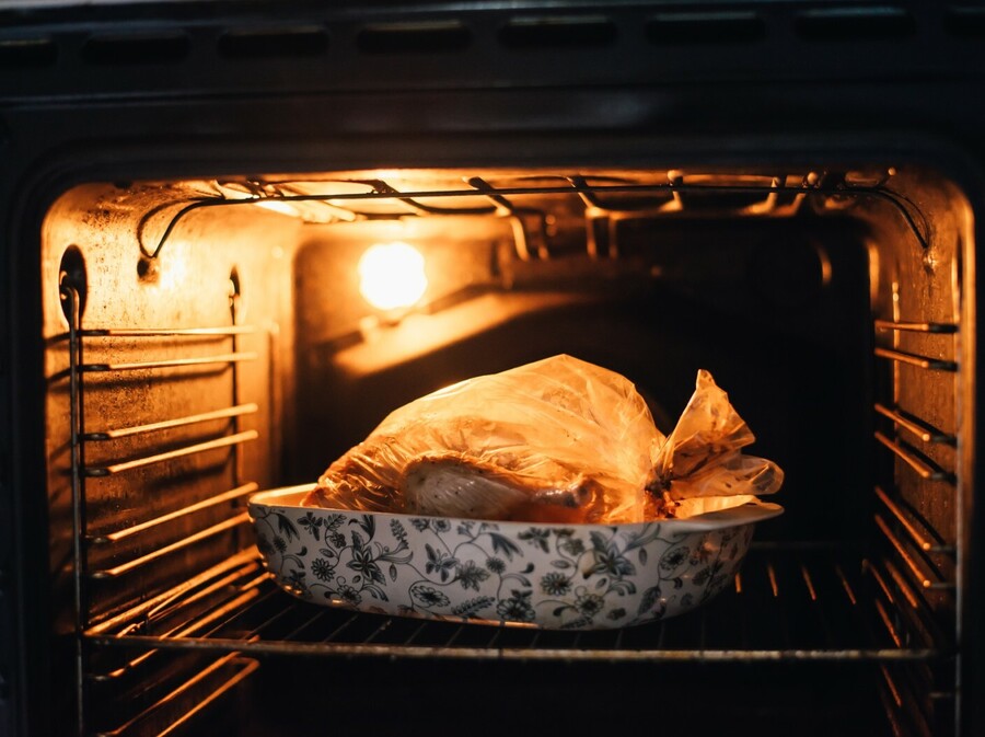 Uvijek pročitajte upute o održavanju određene posude prije korištenja