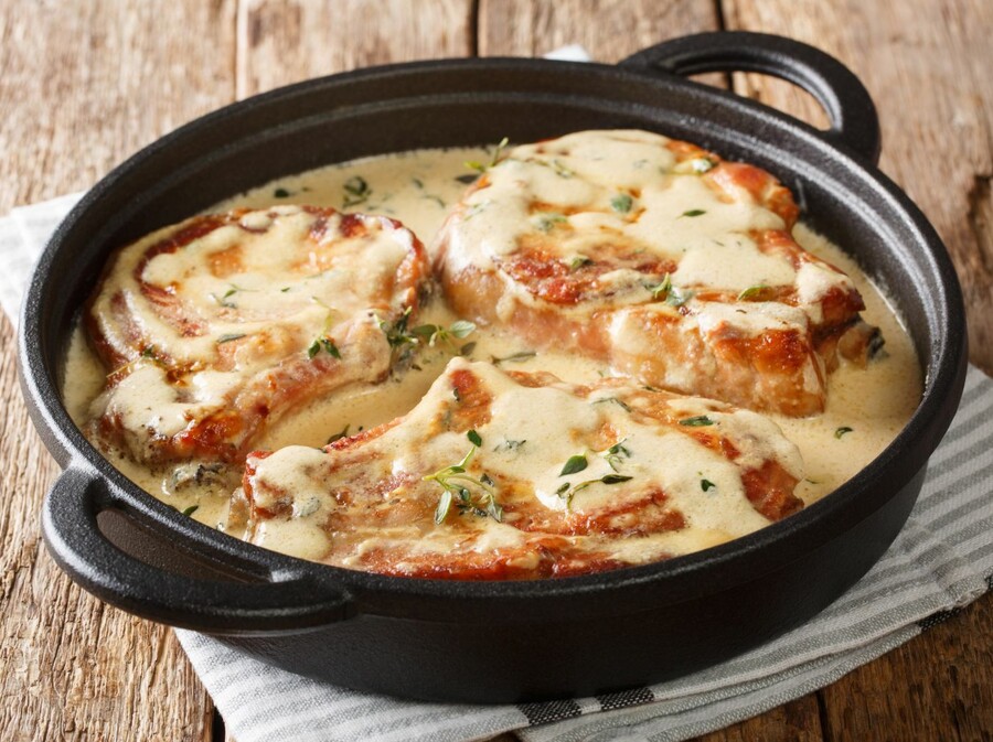 Kotleti u umaku od vrhnja