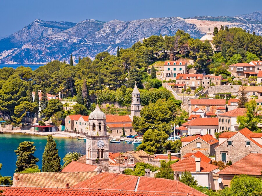 Cavtat je divan gradić na hrvatskoj obali