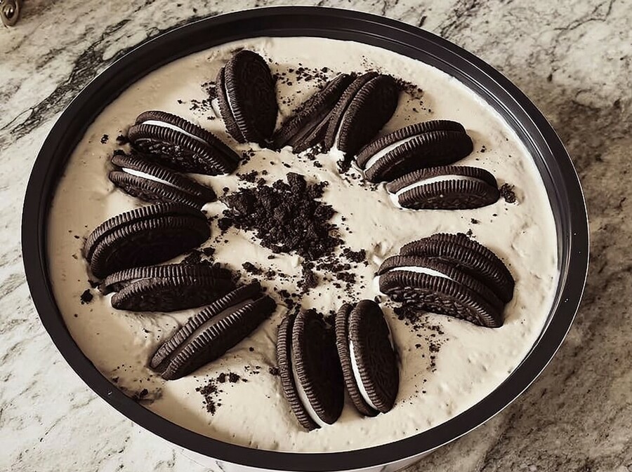 Viralni recept za cheesecake od grčkog jogurta i keksa