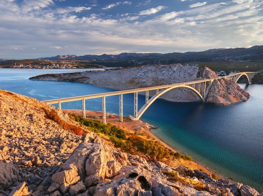 Hrvatski otočni mostovi