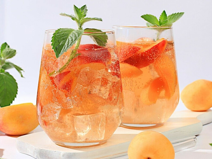 Rosé Aperol Spritz