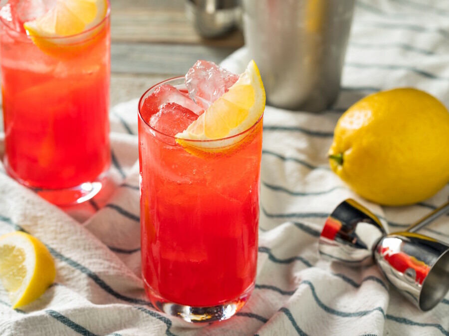 Sloe gin fizz