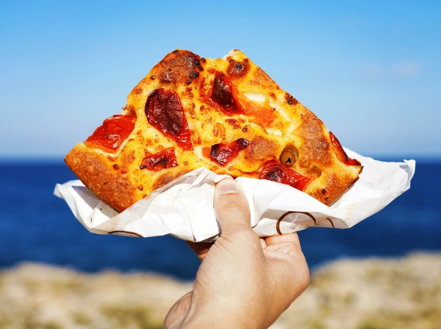 Focaccia barese je specijalitet Barija