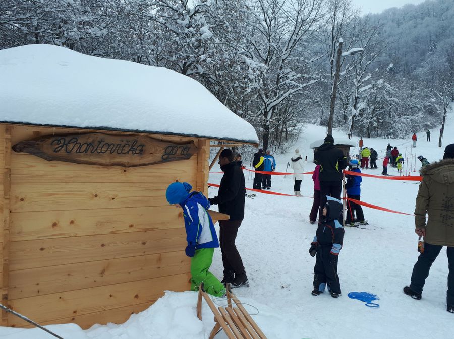 Skijanje na Hrastovačkoj gori - 2