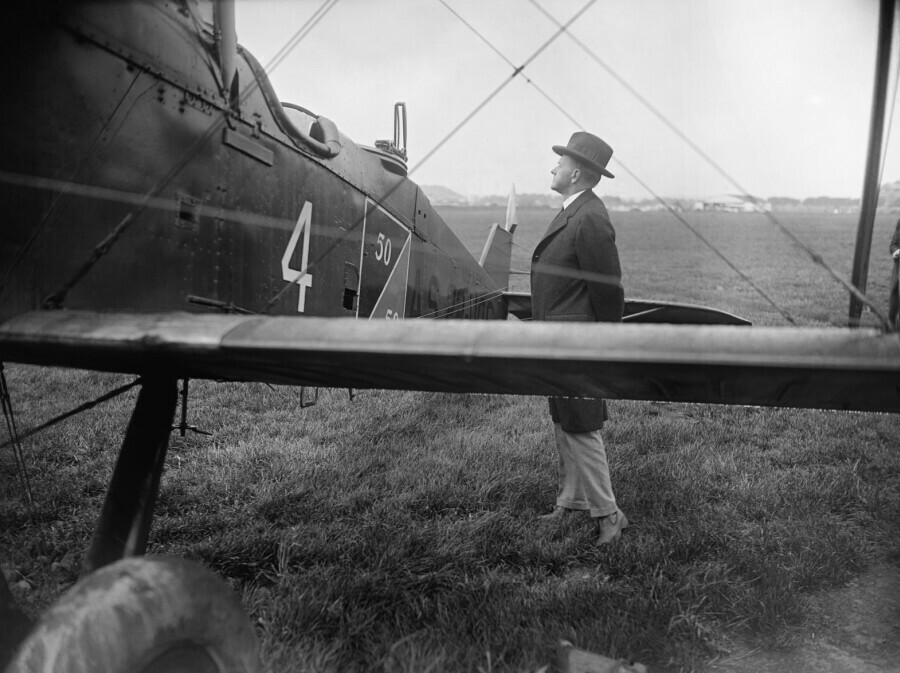 Calvin Coolidge i zrakoplov DWC 4 - New Orleans