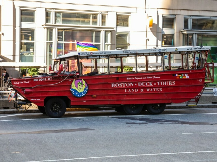 Replike DUKW vozila iz Drugog svjetskog rata za razgledavanje Bostona, SAD - 4