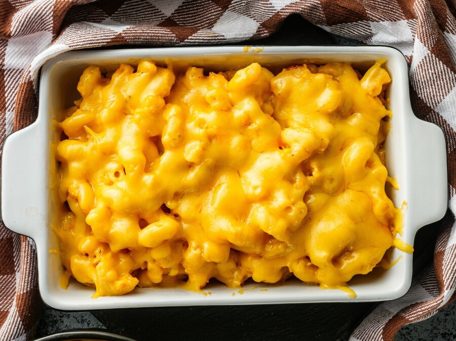 Makaroni sa sirom su vrlo ukusno, ali i zasitno jelo