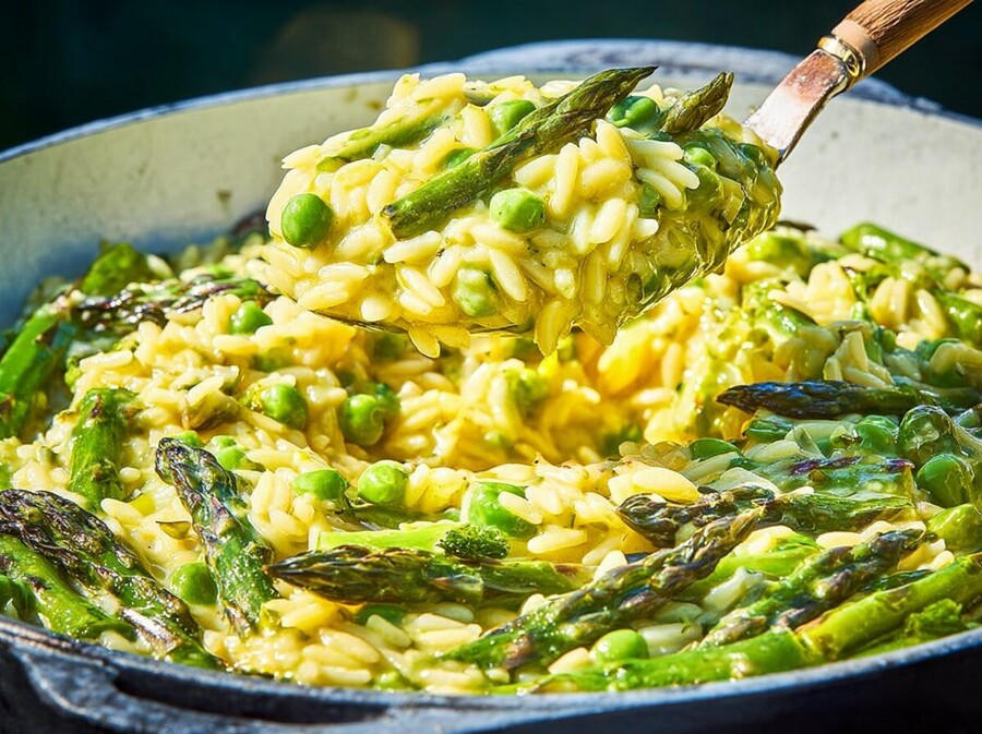 Orzo tjestenina s graškom i šparogama