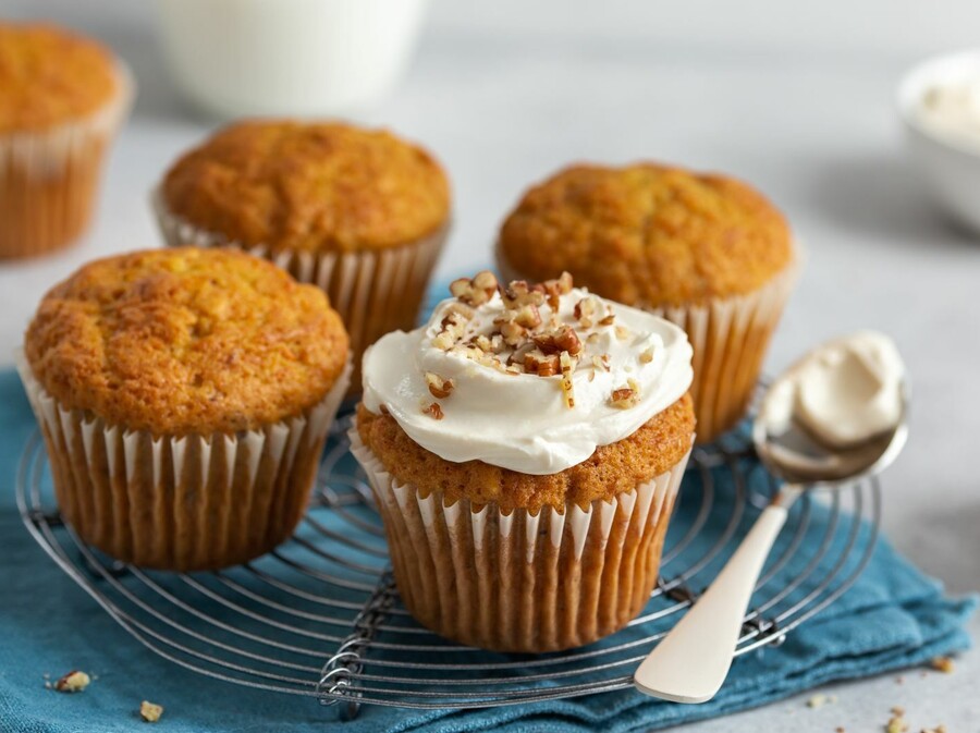 Cupcakes s mrkvom i kremom od sira
