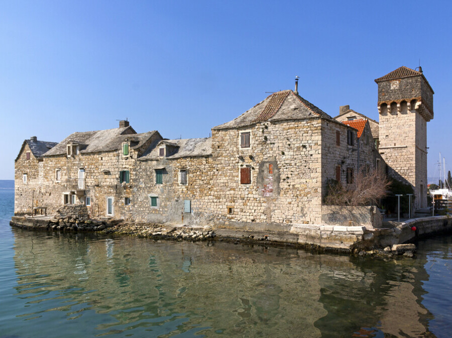 Kaštel Gomilica