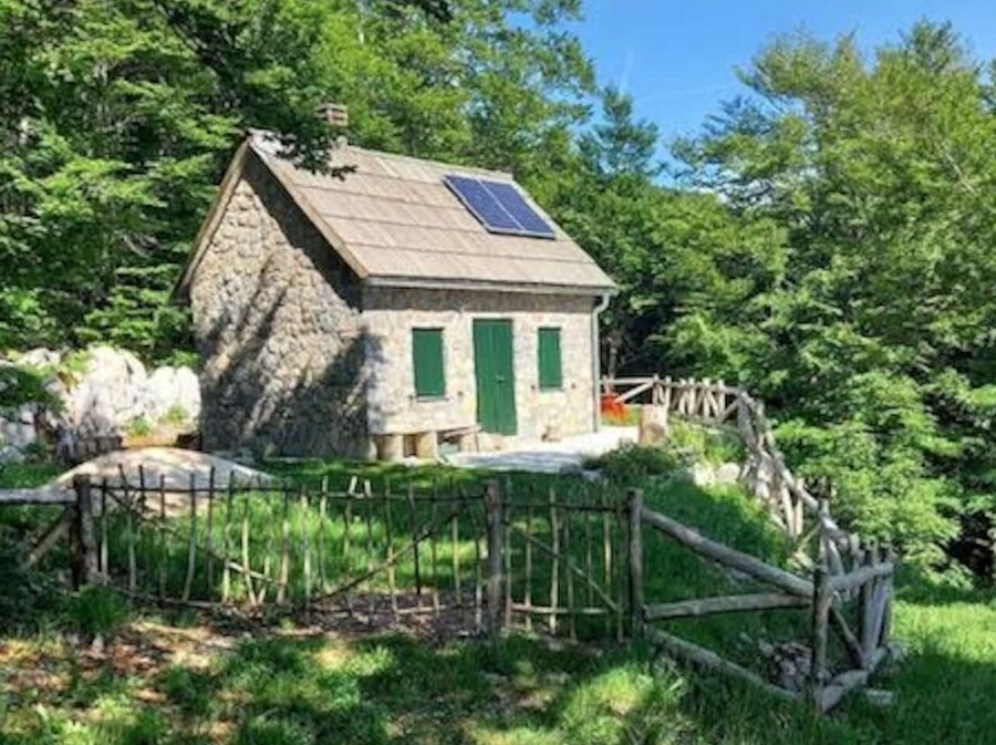 Planinska kuća na Velebitu s pogledom na more, na ruti Via Dinarica, Airbnb - 2