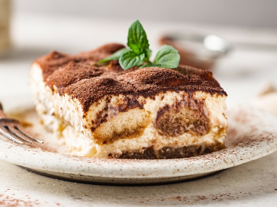 Tiramisu kolač s cheesecake kremom