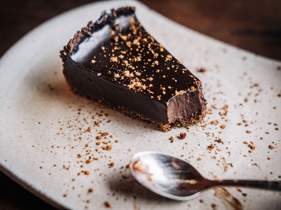 Čokoladna veganska pita sa svilenim tofuom