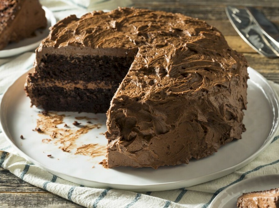 Čokoladna mousse torta