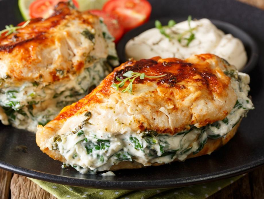 Pileća prsa punjena špinatom i krem sirom