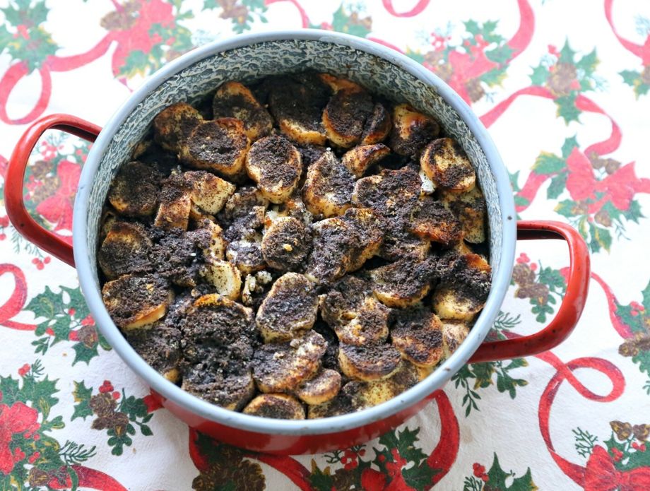 Puding od kruha i maka makoš guba