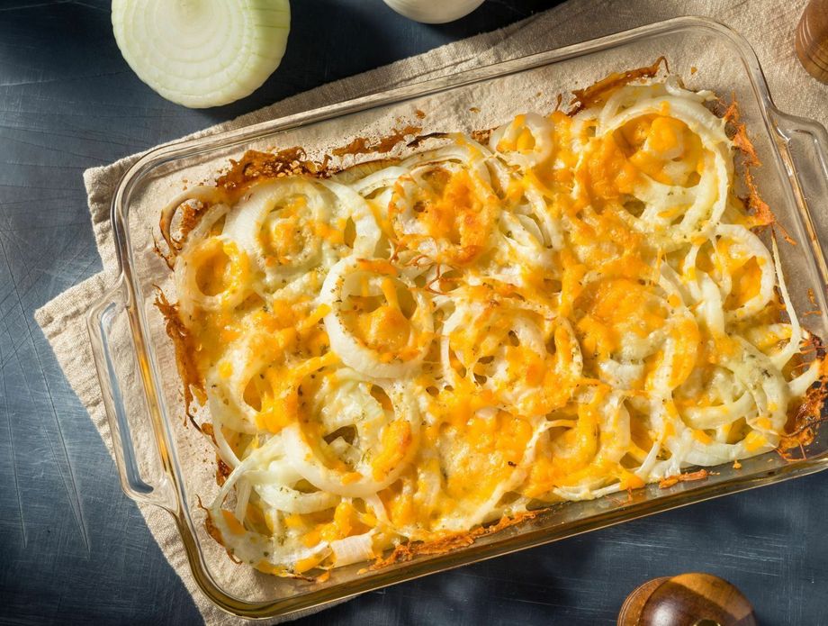 Zapečeni luk sa sirom