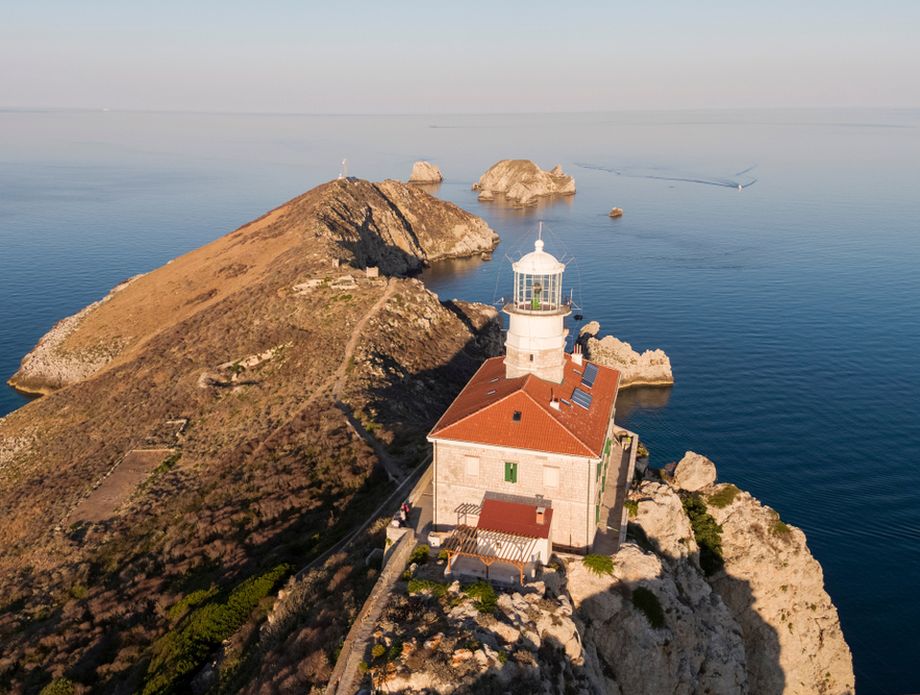 Svjetionik na Palagruži