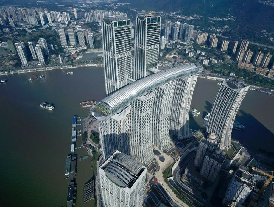 Crystal, horizontalni neboder - 4