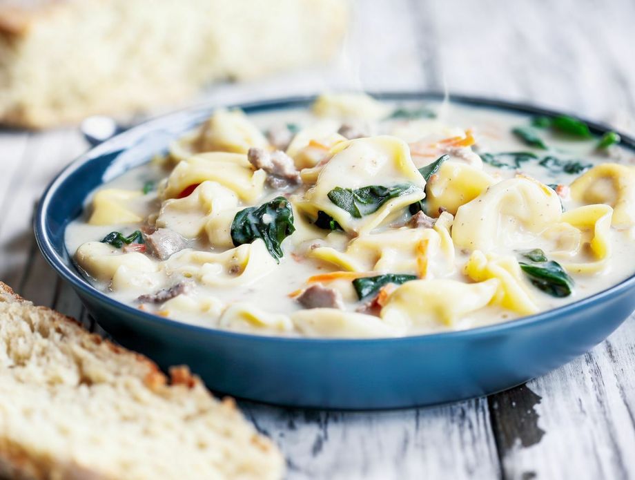 Kremasta juha s tortelinima