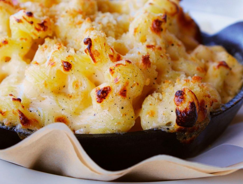 Zapečeni makaroni s 4 vrste sira