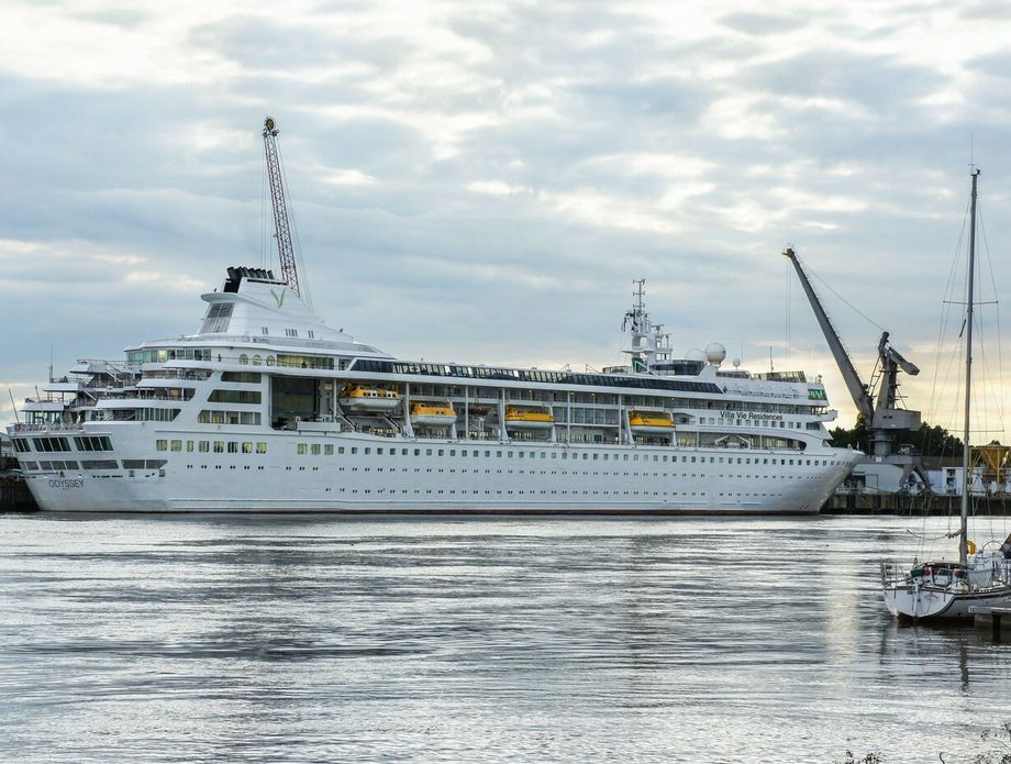 Rezidencijalni kruzer Villa Vie Odyssey