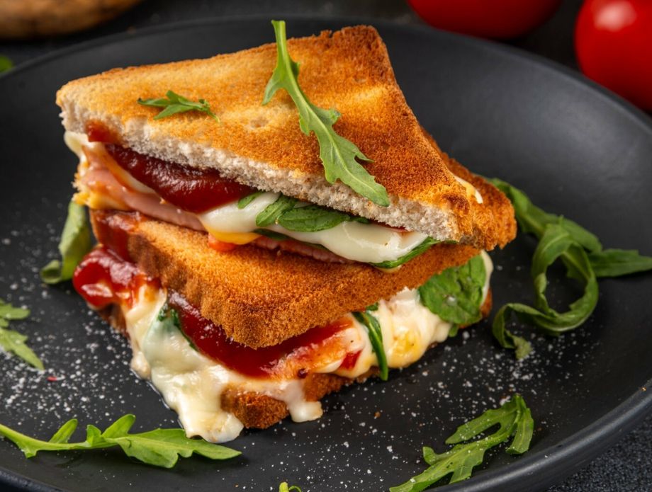 Tost s okusom slavonske pizze