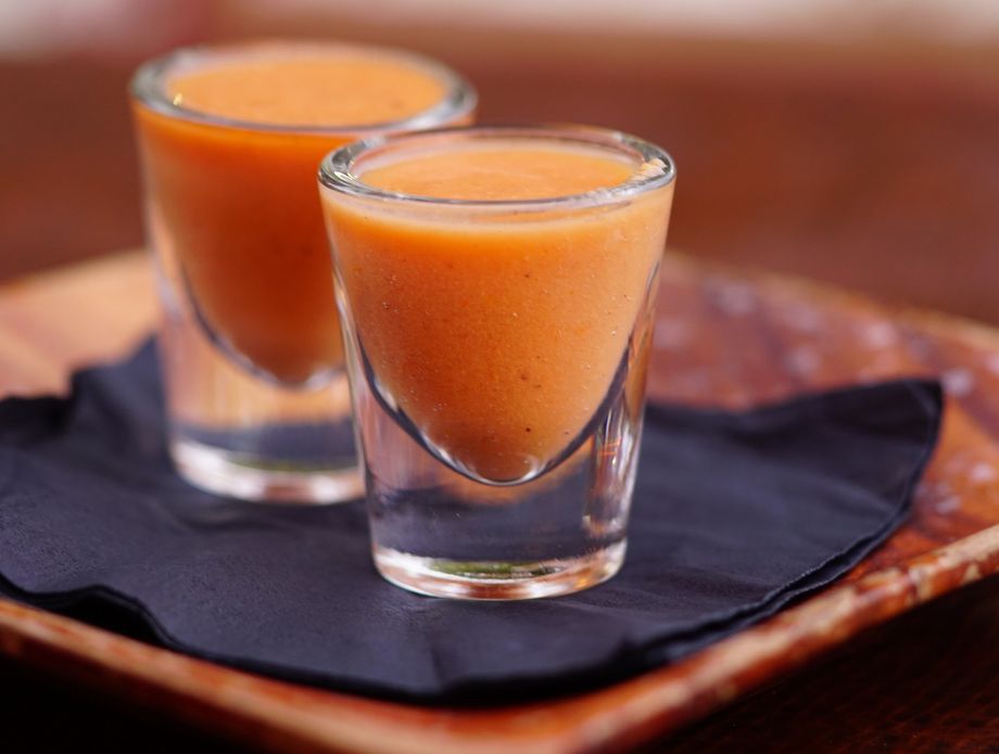 Gazpacho juhu možete trznuti iz čašice za rakiju