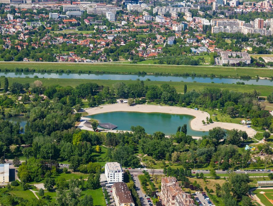 Bundek