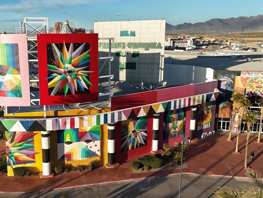 Mural Oasis u Primz Outletu u Nevadi