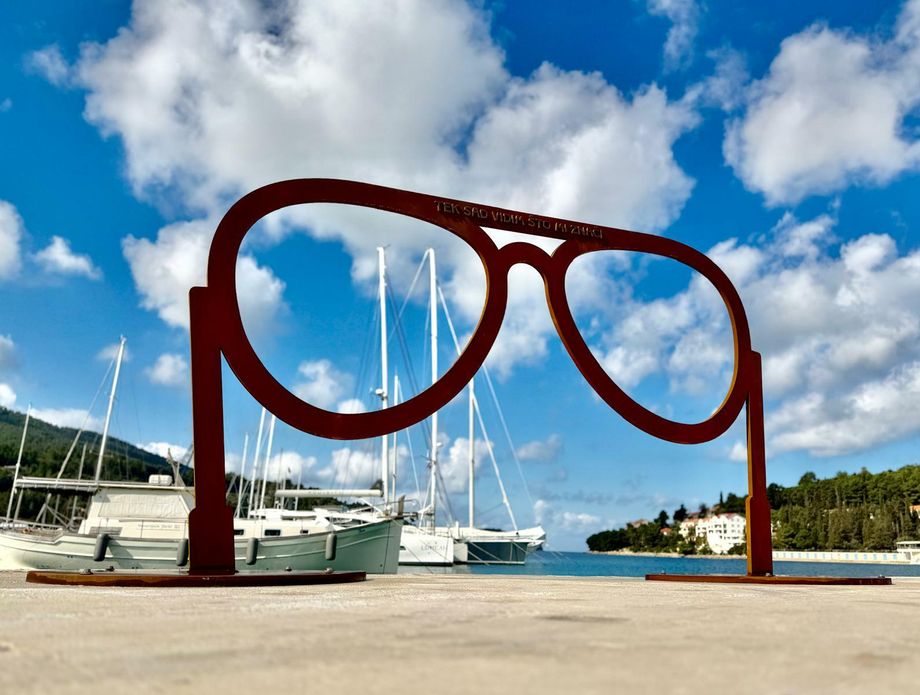 Skulptura naočala - 2