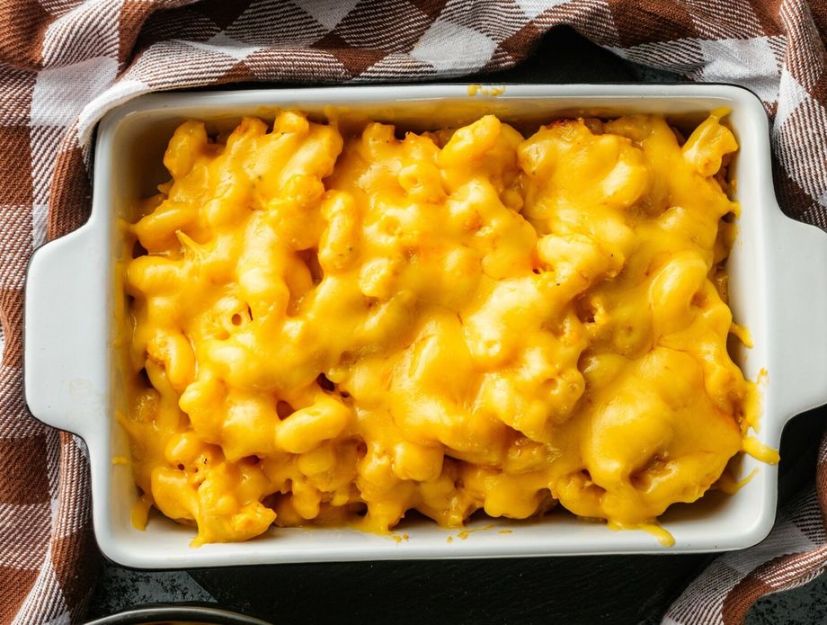 Makaroni sa sirom su vrlo ukusno, ali i zasitno jelo