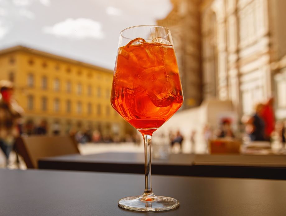 Aperol Spritz omiljen je ljetni koktel