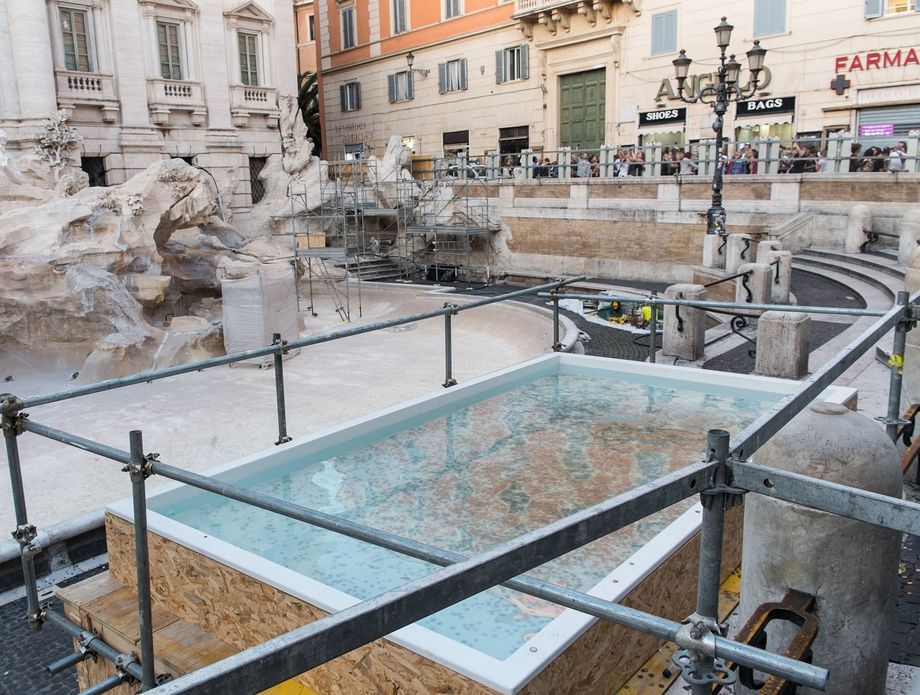 Fontana di Trevi u Rimu, studeni 2024. - 2