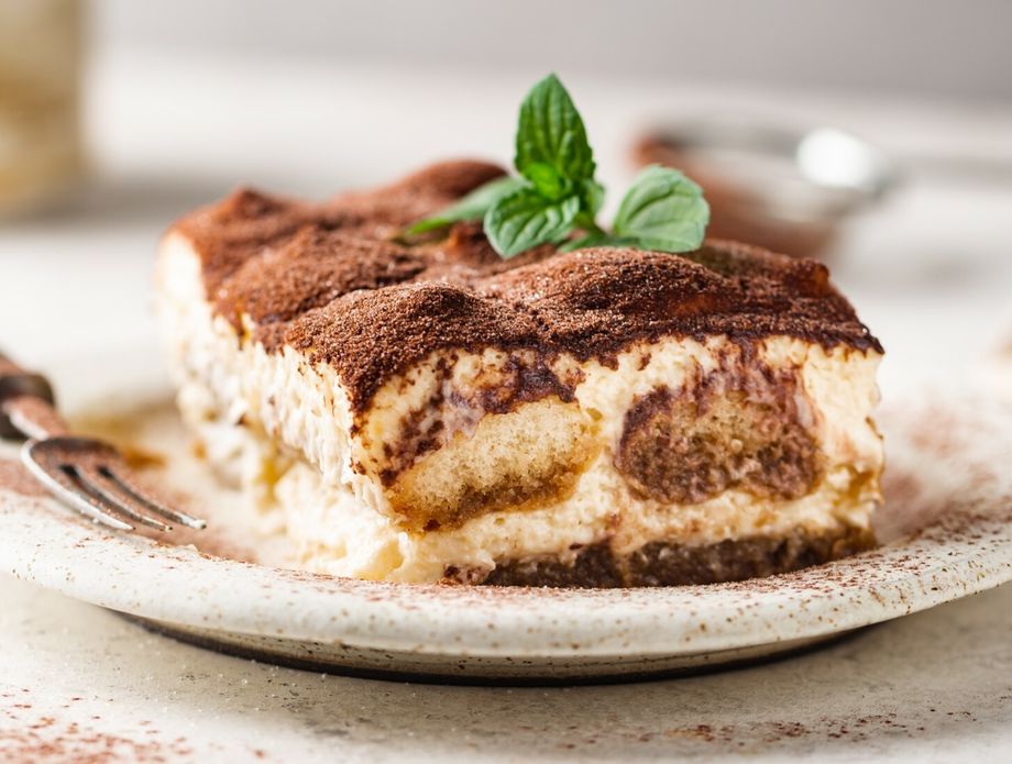 Tiramisu kolač s cheesecake kremom